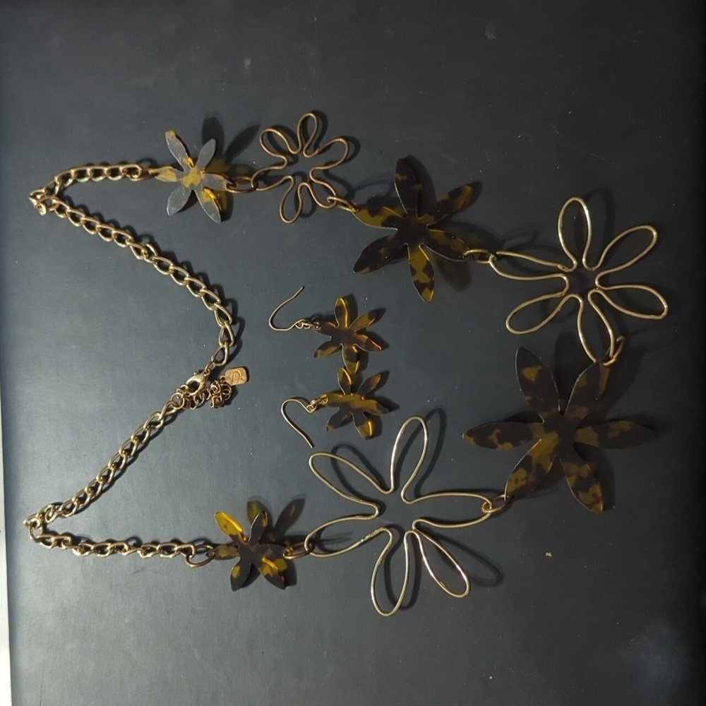 You and I Gold Tone Brown Tortoise Shell Resin Flower Necklace and Earrings Set